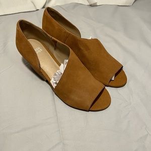 Eileen Fisher Woman’s Heel’s